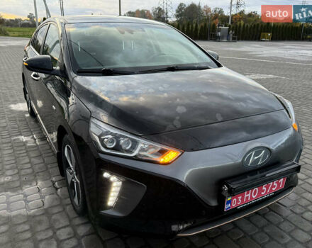 Черный Хендай Ioniq, объемом двигателя 0 л и пробегом 145 тыс. км за 12499 $, фото 11 на Automoto.ua