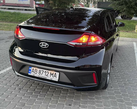 Черный Хендай Ioniq, объемом двигателя 1.58 л и пробегом 165 тыс. км за 15000 $, фото 14 на Automoto.ua