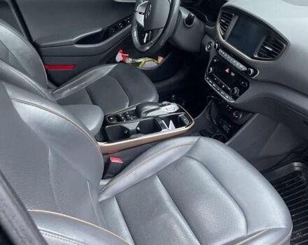 Чорний Хендай Ioniq, об'ємом двигуна 0 л та пробігом 183 тис. км за 11400 $, фото 2 на Automoto.ua