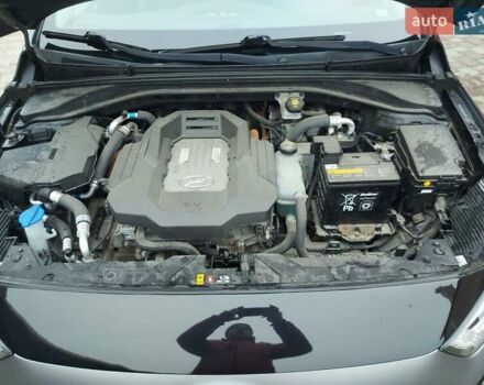 Черный Хендай Ioniq, объемом двигателя 0 л и пробегом 142 тыс. км за 13500 $, фото 33 на Automoto.ua