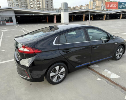 Черный Хендай Ioniq, объемом двигателя 1.6 л и пробегом 77 тыс. км за 15900 $, фото 77 на Automoto.ua