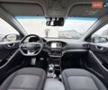 Черный Хендай Ioniq, объемом двигателя 0 л и пробегом 137 тыс. км за 12499 $, фото 3 на Automoto.ua