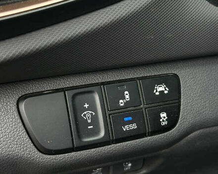 Черный Хендай Ioniq, объемом двигателя 0 л и пробегом 134 тыс. км за 13200 $, фото 16 на Automoto.ua