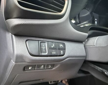 Черный Хендай Ioniq, объемом двигателя 0 л и пробегом 85 тыс. км за 16000 $, фото 6 на Automoto.ua