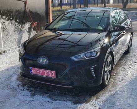 Черный Хендай Ioniq, объемом двигателя 0 л и пробегом 122 тыс. км за 13678 $, фото 31 на Automoto.ua