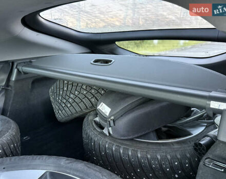 Черный Хендай Ioniq, объемом двигателя 0 л и пробегом 145 тыс. км за 12499 $, фото 50 на Automoto.ua