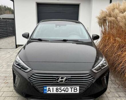 Черный Хендай Ioniq, объемом двигателя 1.6 л и пробегом 139 тыс. км за 16000 $, фото 5 на Automoto.ua