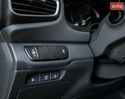 Чорний Хендай Ioniq, об'ємом двигуна 1.58 л та пробігом 53 тис. км за 15850 $, фото 19 на Automoto.ua