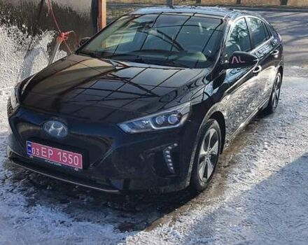 Черный Хендай Ioniq, объемом двигателя 0 л и пробегом 122 тыс. км за 13678 $, фото 38 на Automoto.ua
