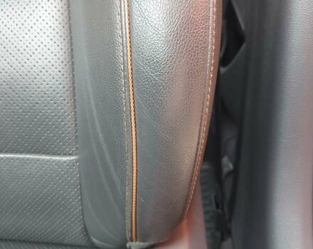 Черный Хендай Ioniq, объемом двигателя 0 л и пробегом 142 тыс. км за 13500 $, фото 4 на Automoto.ua