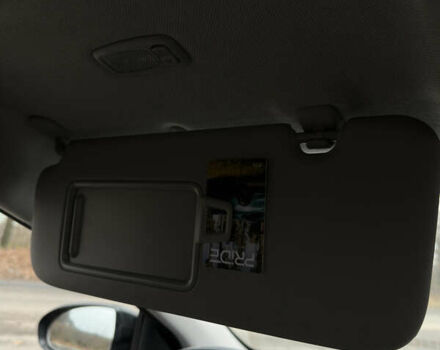 Черный Хендай Ioniq, объемом двигателя 0 л и пробегом 134 тыс. км за 13200 $, фото 50 на Automoto.ua