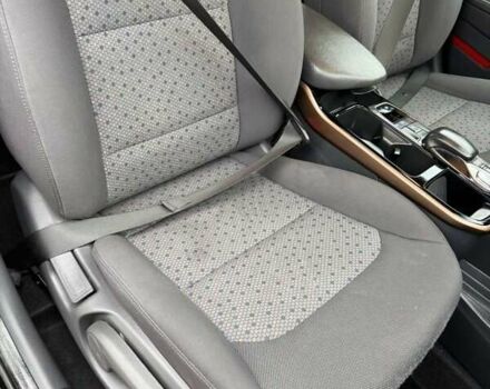 Черный Хендай Ioniq, объемом двигателя 0 л и пробегом 93 тыс. км за 12200 $, фото 12 на Automoto.ua