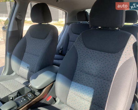 Черный Хендай Ioniq, объемом двигателя 0 л и пробегом 85 тыс. км за 11900 $, фото 16 на Automoto.ua