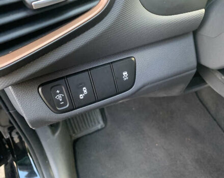 Черный Хендай Ioniq, объемом двигателя 0 л и пробегом 73 тыс. км за 12999 $, фото 11 на Automoto.ua