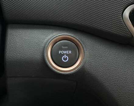 Черный Хендай Ioniq, объемом двигателя 0 л и пробегом 134 тыс. км за 13200 $, фото 42 на Automoto.ua