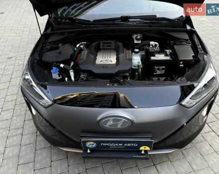 Черный Хендай Ioniq, объемом двигателя 0 л и пробегом 91 тыс. км за 12800 $, фото 79 на Automoto.ua