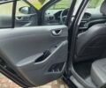 Черный Хендай Ioniq, объемом двигателя 0 л и пробегом 96 тыс. км за 13750 $, фото 11 на Automoto.ua