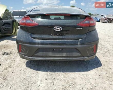 Черный Хендай Ioniq, объемом двигателя 1.58 л и пробегом 155 тыс. км за 2900 $, фото 5 на Automoto.ua