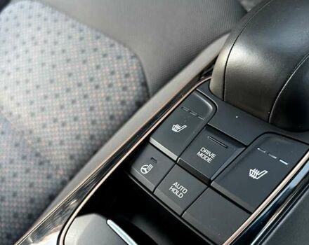 Черный Хендай Ioniq, объемом двигателя 0 л и пробегом 91 тыс. км за 12800 $, фото 55 на Automoto.ua