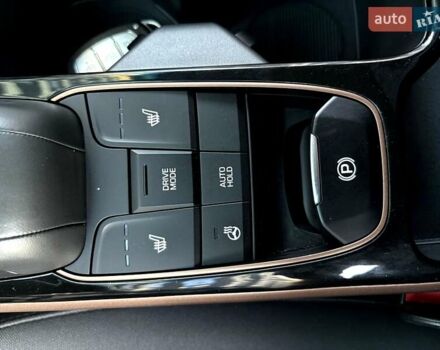Черный Хендай Ioniq, объемом двигателя 0 л и пробегом 91 тыс. км за 12800 $, фото 47 на Automoto.ua