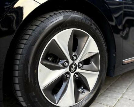 Черный Хендай Ioniq, объемом двигателя 0 л и пробегом 91 тыс. км за 12800 $, фото 29 на Automoto.ua