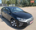 Черный Хендай Ioniq, объемом двигателя 0 л и пробегом 85 тыс. км за 11900 $, фото 2 на Automoto.ua