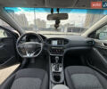Черный Хендай Ioniq, объемом двигателя 1.6 л и пробегом 77 тыс. км за 15750 $, фото 30 на Automoto.ua