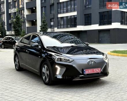 Черный Хендай Ioniq, объемом двигателя 0 л и пробегом 91 тыс. км за 12800 $, фото 21 на Automoto.ua