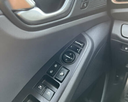 Чорний Хендай Ioniq, об'ємом двигуна 0 л та пробігом 91 тис. км за 14000 $, фото 21 на Automoto.ua