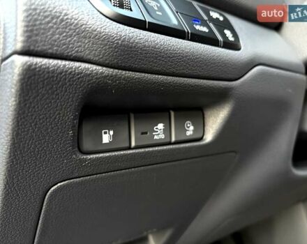 Черный Хендай Ioniq, объемом двигателя 0 л и пробегом 91 тыс. км за 12800 $, фото 34 на Automoto.ua