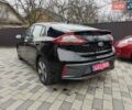 Черный Хендай Ioniq, объемом двигателя 0 л и пробегом 141 тыс. км за 11999 $, фото 7 на Automoto.ua