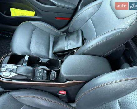 Черный Хендай Ioniq, объемом двигателя 0 л и пробегом 145 тыс. км за 12499 $, фото 34 на Automoto.ua