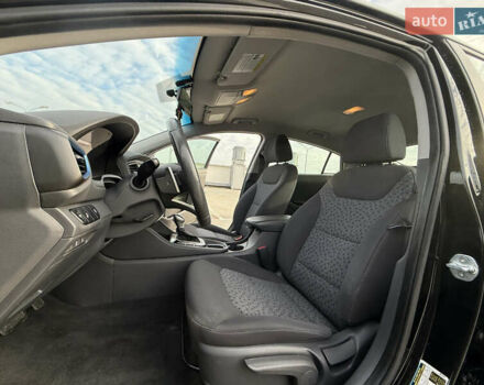 Черный Хендай Ioniq, объемом двигателя 1.6 л и пробегом 77 тыс. км за 15900 $, фото 45 на Automoto.ua