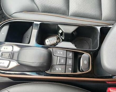 Черный Хендай Ioniq, объемом двигателя 0 л и пробегом 96 тыс. км за 13750 $, фото 23 на Automoto.ua