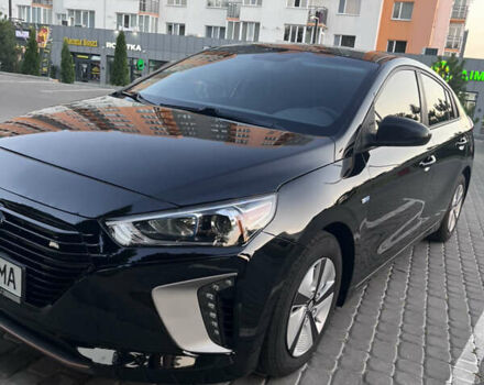 Черный Хендай Ioniq, объемом двигателя 1.58 л и пробегом 165 тыс. км за 15000 $, фото 26 на Automoto.ua