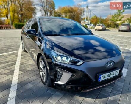Хендай Ioniq 2018 у Вінниці на Automoto.ua Чорний Хендай Ioniq, об'ємом двигуна 0 л та пробігом 100 тис. км за 13999 $, фото 15 на Automoto.ua