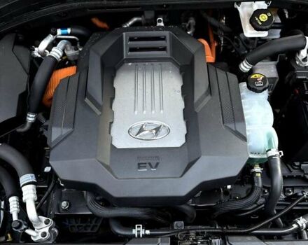 Черный Хендай Ioniq, объемом двигателя 0 л и пробегом 91 тыс. км за 12800 $, фото 81 на Automoto.ua