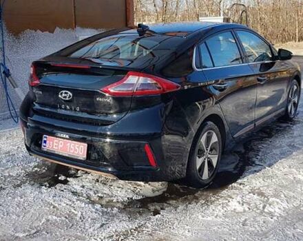 Черный Хендай Ioniq, объемом двигателя 0 л и пробегом 122 тыс. км за 13678 $, фото 36 на Automoto.ua