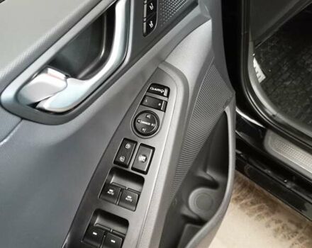 Черный Хендай Ioniq, объемом двигателя 0 л и пробегом 116 тыс. км за 14000 $, фото 36 на Automoto.ua