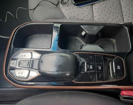 Чорний Хендай Ioniq, об'ємом двигуна 0 л та пробігом 113 тис. км за 10900 $, фото 11 на Automoto.ua