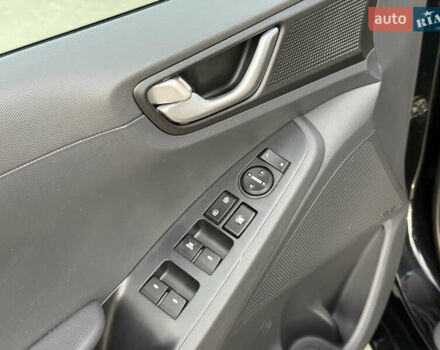 Черный Хендай Ioniq, объемом двигателя 1.6 л и пробегом 77 тыс. км за 15900 $, фото 57 на Automoto.ua