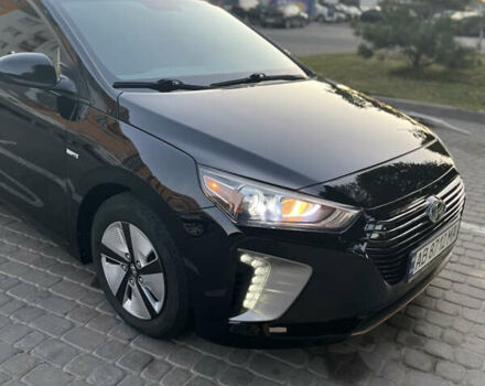 Черный Хендай Ioniq, объемом двигателя 1.58 л и пробегом 165 тыс. км за 15000 $, фото 4 на Automoto.ua