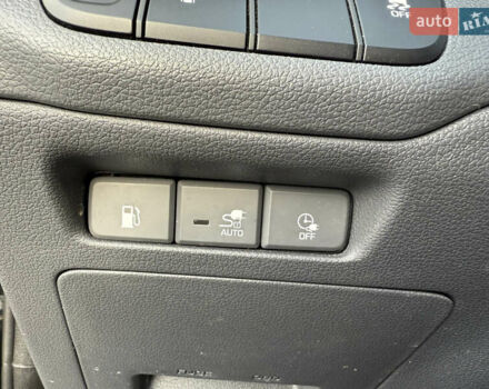 Черный Хендай Ioniq, объемом двигателя 1.6 л и пробегом 77 тыс. км за 15750 $, фото 55 на Automoto.ua