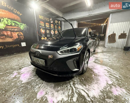 Черный Хендай Ioniq, объемом двигателя 0 л и пробегом 129 тыс. км за 13200 $, фото 34 на Automoto.ua
