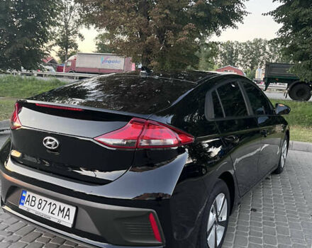 Черный Хендай Ioniq, объемом двигателя 1.58 л и пробегом 165 тыс. км за 15000 $, фото 20 на Automoto.ua