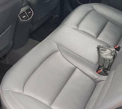 Черный Хендай Ioniq, объемом двигателя 0 л и пробегом 122 тыс. км за 13678 $, фото 25 на Automoto.ua