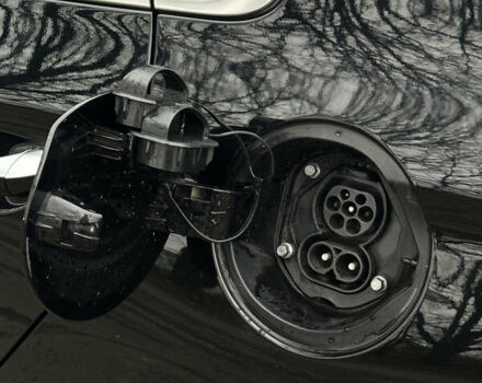 Черный Хендай Ioniq, объемом двигателя 0 л и пробегом 134 тыс. км за 13200 $, фото 34 на Automoto.ua