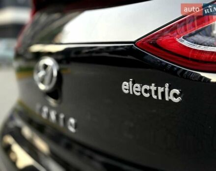 Черный Хендай Ioniq, объемом двигателя 0 л и пробегом 91 тыс. км за 12800 $, фото 26 на Automoto.ua