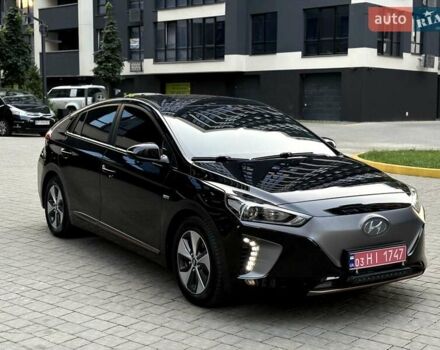 Черный Хендай Ioniq, объемом двигателя 0 л и пробегом 91 тыс. км за 12800 $, фото 31 на Automoto.ua