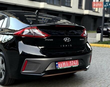 Черный Хендай Ioniq, объемом двигателя 0 л и пробегом 91 тыс. км за 12800 $, фото 7 на Automoto.ua